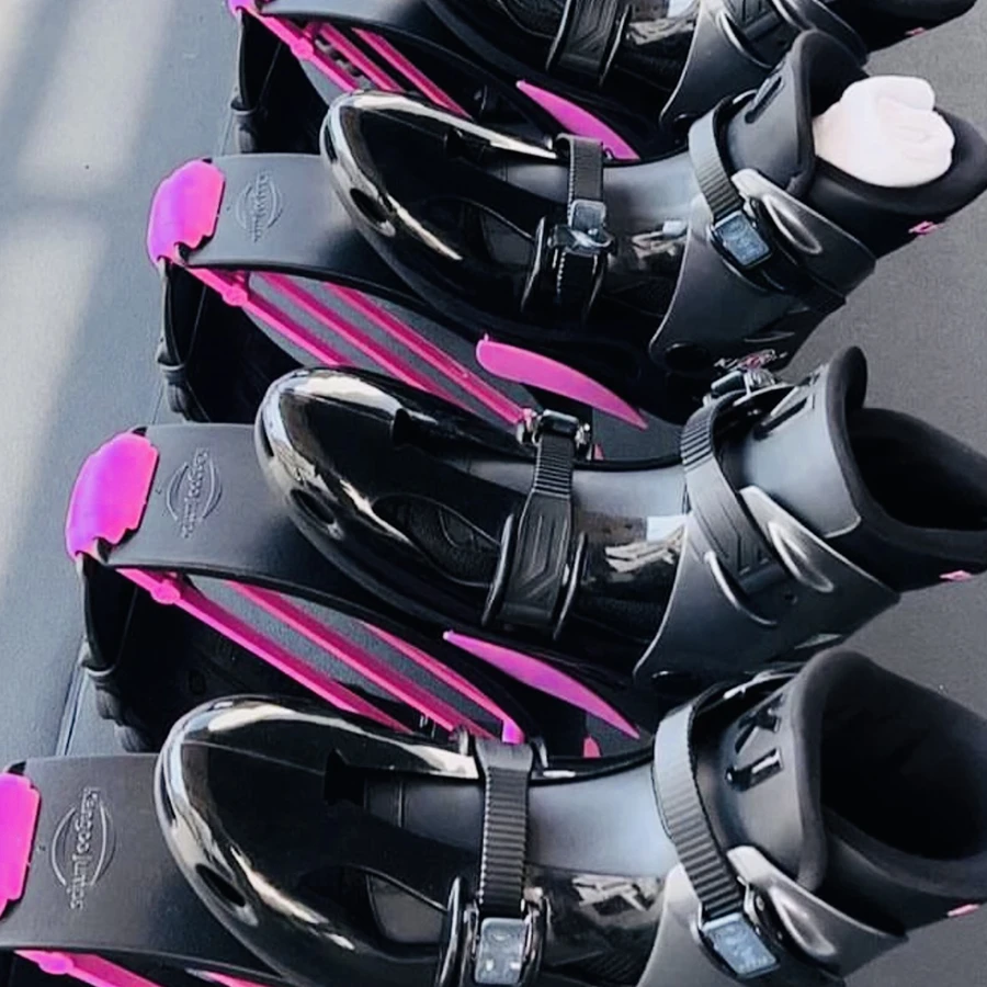 Photo des boots de Kangoo Forever - Cours de Kangoo jumps à Nouméa et en Nouvelle-Calédonie